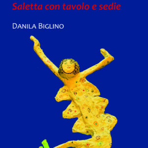 Saletta con tavolo e sedie